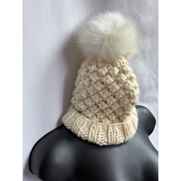 Free People Chunky Knit Pom Pom Beanie Hat Cream One Size Wool Classy Winter - Picture 2 of 8